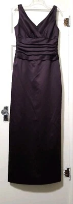 Vestido Largo David's Novia FORMAL SEDOSO Sin Mangas 8 Mediano BRILLANTE Marrón Oscuro Usado en Excelente Condición Foto 1 de 4