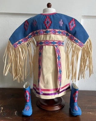 American Girl Doll Kaya's 2011 сняты с производства Pow Wow платье сегодня II - без головного убора - Изображение 1 из 4