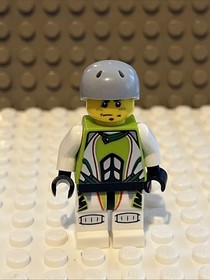 Lego 8899 World Racers Gator Swamp Rex-treme Minifigure