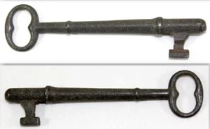 Antique Cast Solid Barrel Skeleton Key ~ 3.5" ~ Lot #1 - Picture 1 of 5