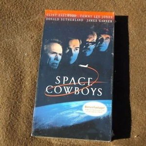 VHS Space Cowboys Clint Eastwood Tommy Lee Jones Bonus Footage Brand New Sealed - Picture 1 of 2