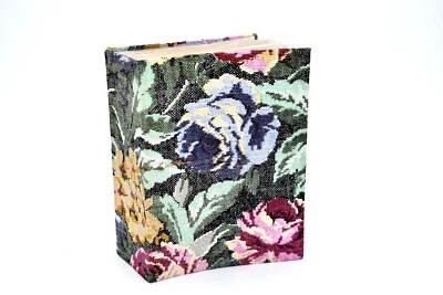 Tapestry Photo Storage Book,Floral Tapestry,32 double-Plastic Pages,6.3"x 11.3" - Image 1 of 3