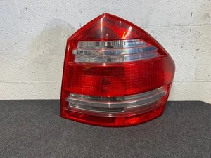 06-12 Mercedes GL 320 CDI/GL 350 BlueTEC 4MATIC Rear Right Side Tail Light Lamp - Picture 1 of 13