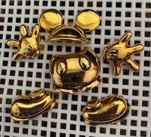 VINTAGE WALT DISNEY Collection 6 Piece Goldtone Mickey Mouse Collectible PIN Set - Picture 1 of 2