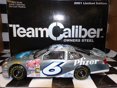 Mark Martin #6 Pfizer 2001 Taurus 1:24 Team Caliber Owners Acciaio S062067PF - Immagine 1 di 4