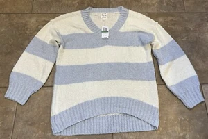 Hippie Rose Blue Striped Sweater, Juniors Large L - BRAND NEW WITH TAGS $49 Cute - Picture 1 of 4