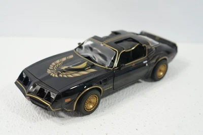 Greenlight Smokey And The Bandit II 1980 Pontiac Trans Am 1:24 Damaged Junkyard - Image 1 of 4