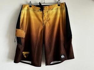 QUIKSILVER X HAWKS AFL Mens Shorts Size 32 Boardies Quick Dry Swim Board Shorts - Picture 1 of 9