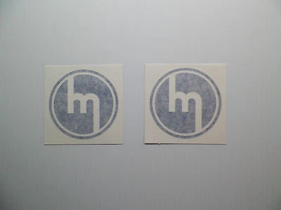 Nuevo par de calcomanías MAZDA CLÁSICO LOGOTIPO 3" largo insignia RX2 RX3 RX4 COSMO REPU rotativo Foto 1 de 4