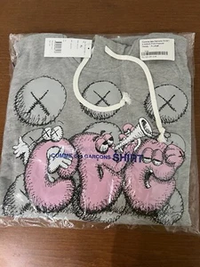 COMME DES GARCONS SHIRT X KAWS Print Popover Hoodie size XL - Picture 1 of 4