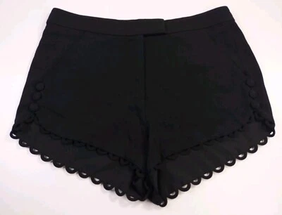Pantalón corto de crepé festoneado Lucas negro talla 4 para mujer ALC Foto 1 de 4