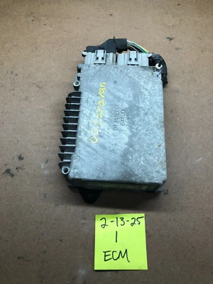 Dodge Caravan 2000 3,3 L P04727279ab módulo de control del motor ecu ecm pcm 04745860 Foto 1 de 4