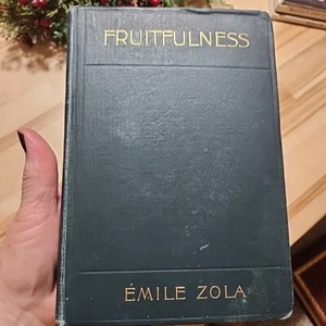 Vintage 1900 Book Fruitfulness by EMILE ZOLA Green HC - Picture 1 of 16