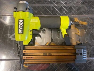 Ryobi 18-Gauge 5/8 in. x 2 in. Brad Nailer YG200BN2 Tested Free Shipping - Image 1 of 4