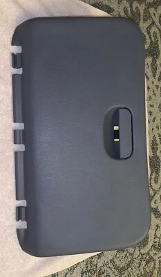 2000 Dodge Grand Caravan Glove Compartment Foto 1 de 4