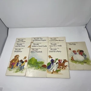 Thunder The Dinosaur Books by Dick Logan and Marilyn Hargis' Class 1977 Set 10 - Picture 1 of 16