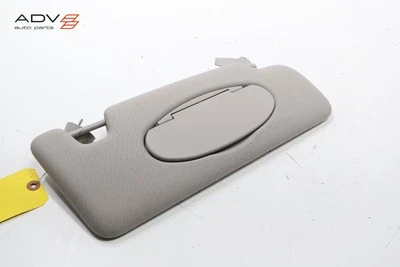 2014 - 2021 宝马 i3 i3s I01 前右乘客侧 SUN VISOR SUNVISOR 原始设备制造商 — 第 1/4 张图片