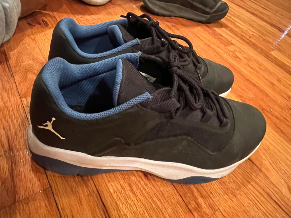 Size 11 - Jordan 11 CMFT Low Black Dark Marina Blue 2022 - Image 1 of 4