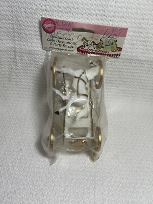 Decoración de pasteles Wilton Enchanted Coach decoración boda princesa adorno de pasteles Foto 1 de 4