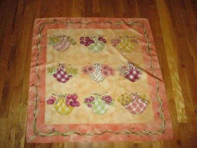 Bufanda cuadrada FURLA rosa salmón racimos de flores floral 100 % seda 34" Foto 1 de 4