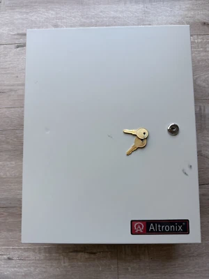 Altronix BC400 Enclosure with ACM8 and AL600ULXB Altronix Boards - Image 1 of 4