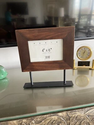 Furio Contemporary Casuals 4”x6” frame  Iron & wood - Image 1 of 3