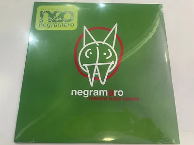 LP NEGRAMARO MENTRE TUTTO SCORRE ED LIM 233/1500 VINILE VERDE NUOVO E SIGILLATO - Immagine 1 di 2