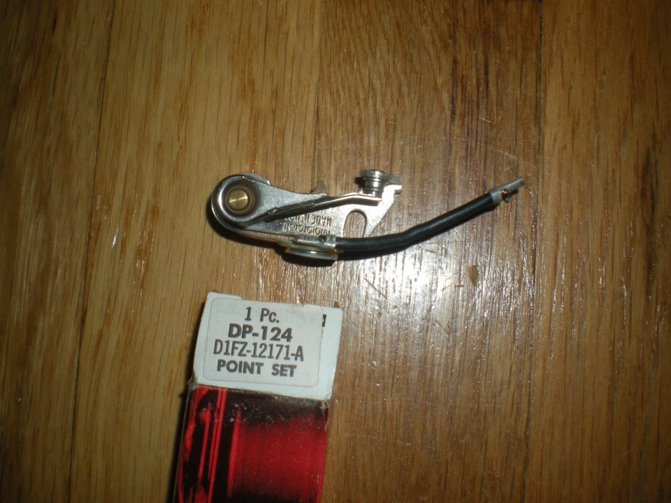 Conjunto de ponto de ignição Ford Pinto NOS 1971-1973 D1FZ-12171-A - Imagem 1 de 1