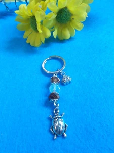 CUTE BEETLE CHARMS - ON A CRYSTAL BEAD KEY RING NEW # 228 K - Picture 1 of 8