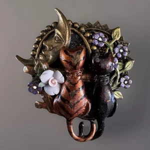 MONTAGE DESIGNS 1998 2 Cats Moon Rose Flowers Green Purple Black Enamel Brooch - Picture 1 of 4