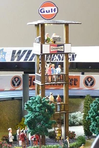 Slotcar RENNBAHN PRESSETURM passend für Carrera Digital Figuren 85570 - Bild 1 von 8