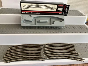 ✅Märklin 8521 Z/1:220 Gebogenes Gleis 10 St. R 195mm 30° Neuw. (FZ178-15R1/15/1) - Bild 1 von 3