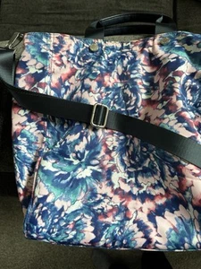 CALVIN KLEIN Summer Classic Floral Tote Or Weekender Bag Pink, Navy Blue, Green - Picture 1 of 9