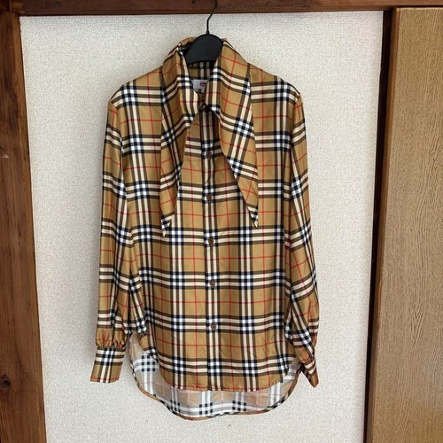 Camicetta collaborazione doppio nome Vivienne Westwood Burberry rara beige taglia S JP