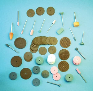 Expo 16601 - Mini Tool - 86 Piece Cutting & Grinding Set 3mm Shaft - in Case T48 - Picture 1 of 3