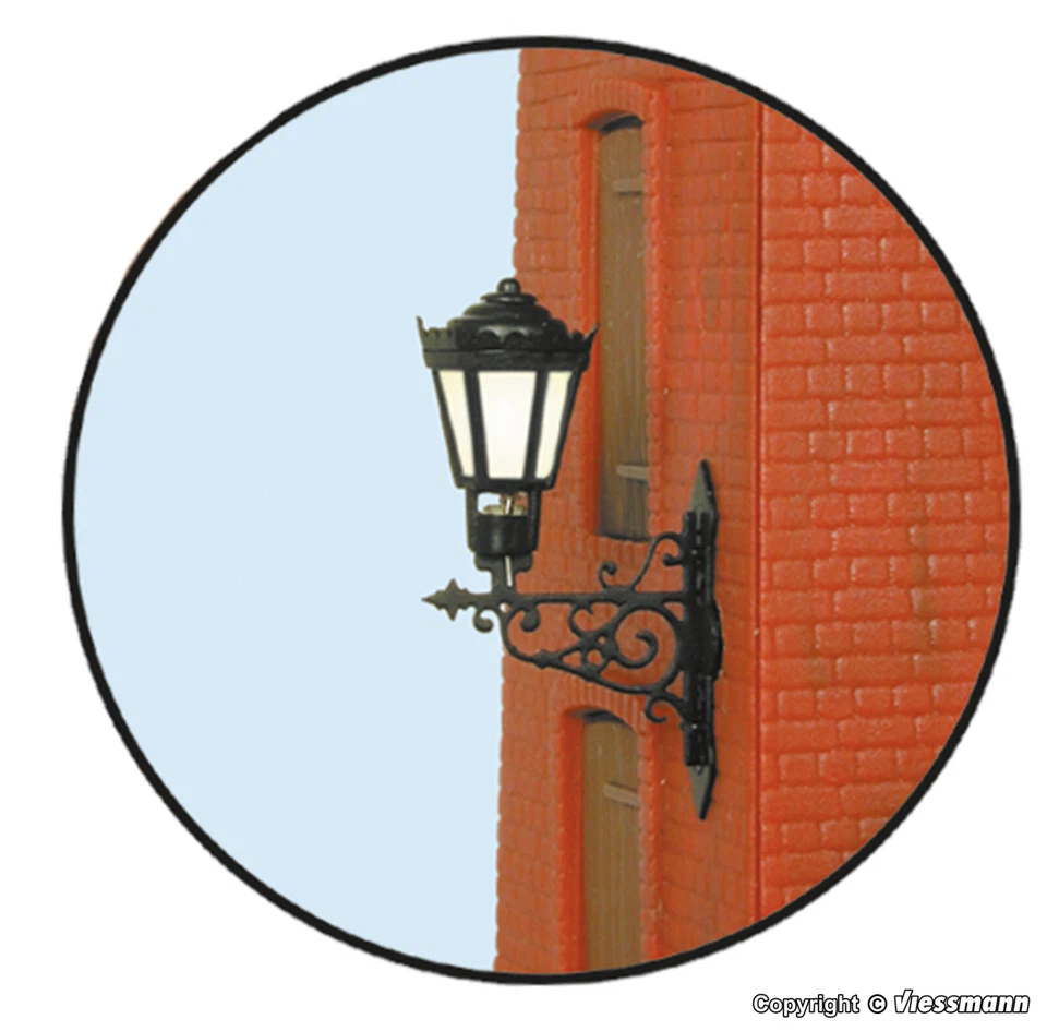 Viessmann 9074 Spur 0 Wandlaterne LED warmweiß NEU und OVP - Bild 1 von 1