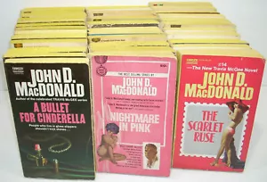 JOHN D. MACDONALD Paperback Book (Lot of 36) Travis McGee Crime Thriller Vintage - Imagen 1 de 9