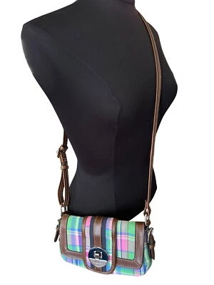 Bandolera a cuadros verde y rosa Chaps con ribete marrón y correa ajustable Foto 1 de 4