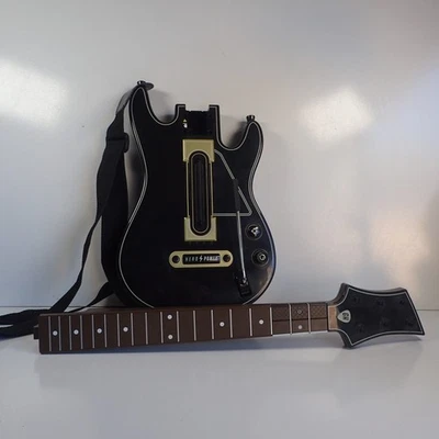 Guitar Hero Live - Guitar Controller - PS3 PS4 Xbox One 360 Wii U - No Dongle - Image 1 of 4