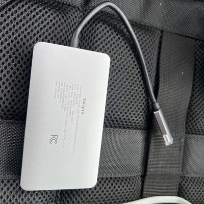 Estación de acoplamiento USB 4H Targus DOCK419USZ 100 vatios estación de acoplamiento USB-C - gris Foto 1 de 3