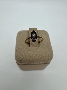 Vintage Diamond Onyx Yellow Gold Ring 10K Size 5.25 - Picture 1 of 4