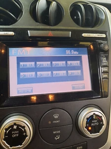 2007 2008 MAZDA CX-7 NAVIGATION DISPLAY RADIO AM FM 6 DISC CD PLAYER EG2666DV0A - Picture 1 of 5