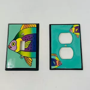 Now That's A Switch Light Switch Plate & Electrical Outlet Set Fish Colorful Vtg - Foto 1 di 23