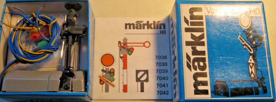 Märklin 7038 Spur H0 Signal Vorsignal 3-begriffig gut in OVP - Bild 1 von 1