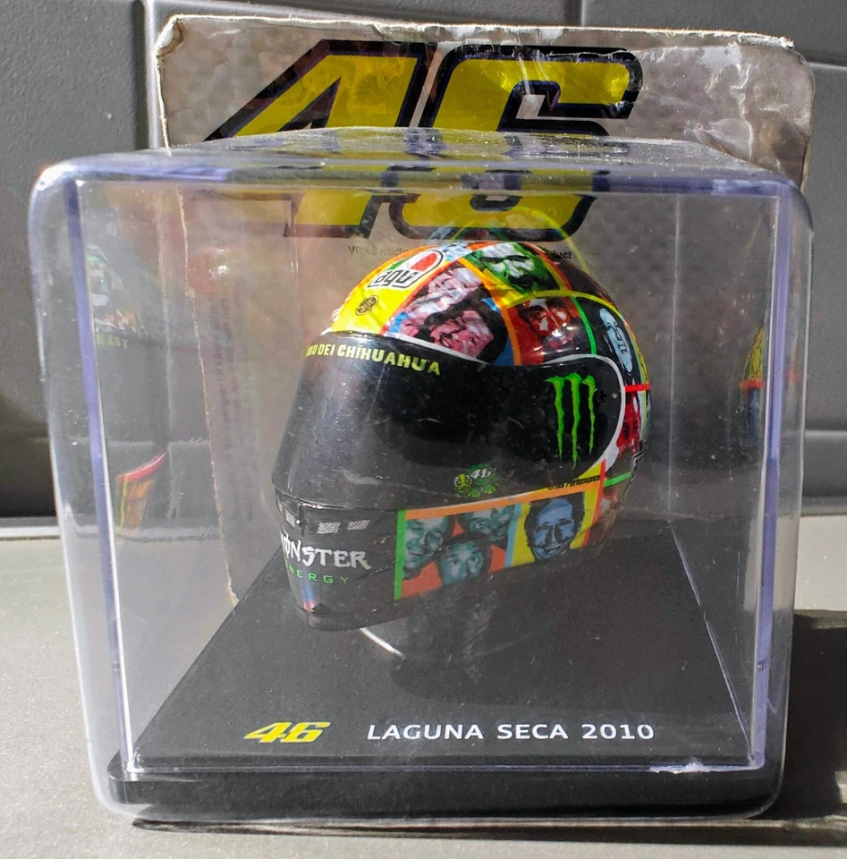 Casque Rossi Altaya 1/5 LAGUNA SECA 2010 Collection Miniature