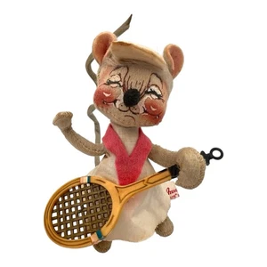 Muñeca de colección Mobiltee EE. UU. Annalee tenis niña ratón ojos con boca cerrada ©1965 1974 - Imagen 1 de 10