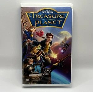 Treasure Planet VHS 2003 Disney Video Tape Rare Movie VTG Clamshell Nearly New! - Foto 1 di 10