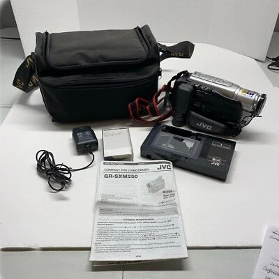 JVC Compact VHS Camcorder With Bag And Accessories Serial Number 088J1852 - Image 1 of 4