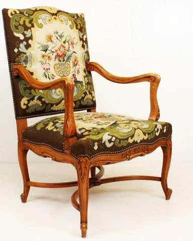 Vintage armchair - Louis XV style Cover