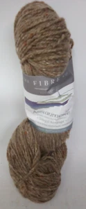 THE FIBER CO Arranmore Donegal Heritage Wolle Bargeld/Seide 328 Yard Garn River Esque - Bild 1 von 2